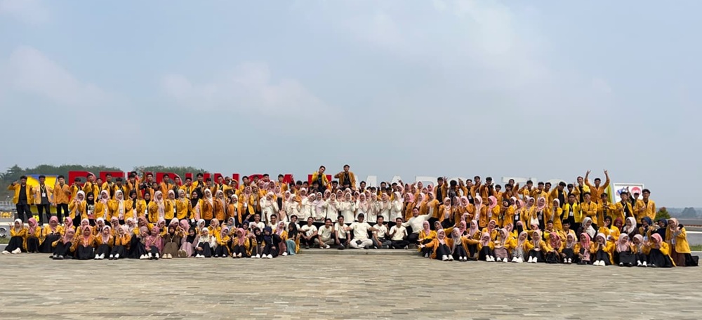 Foto seluruh peserta Musyda IPM di bendungan Margatiga